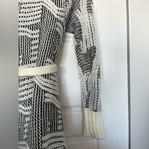 Aniina Knit Handkerchief Cut Open Sweater, Belted Size Large - Picture 8 of 9